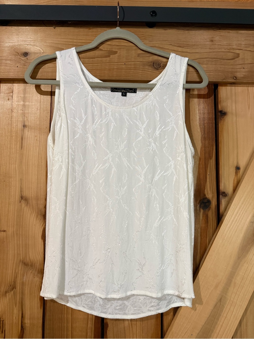 Violet Kay White Textured Sleeveless Tank